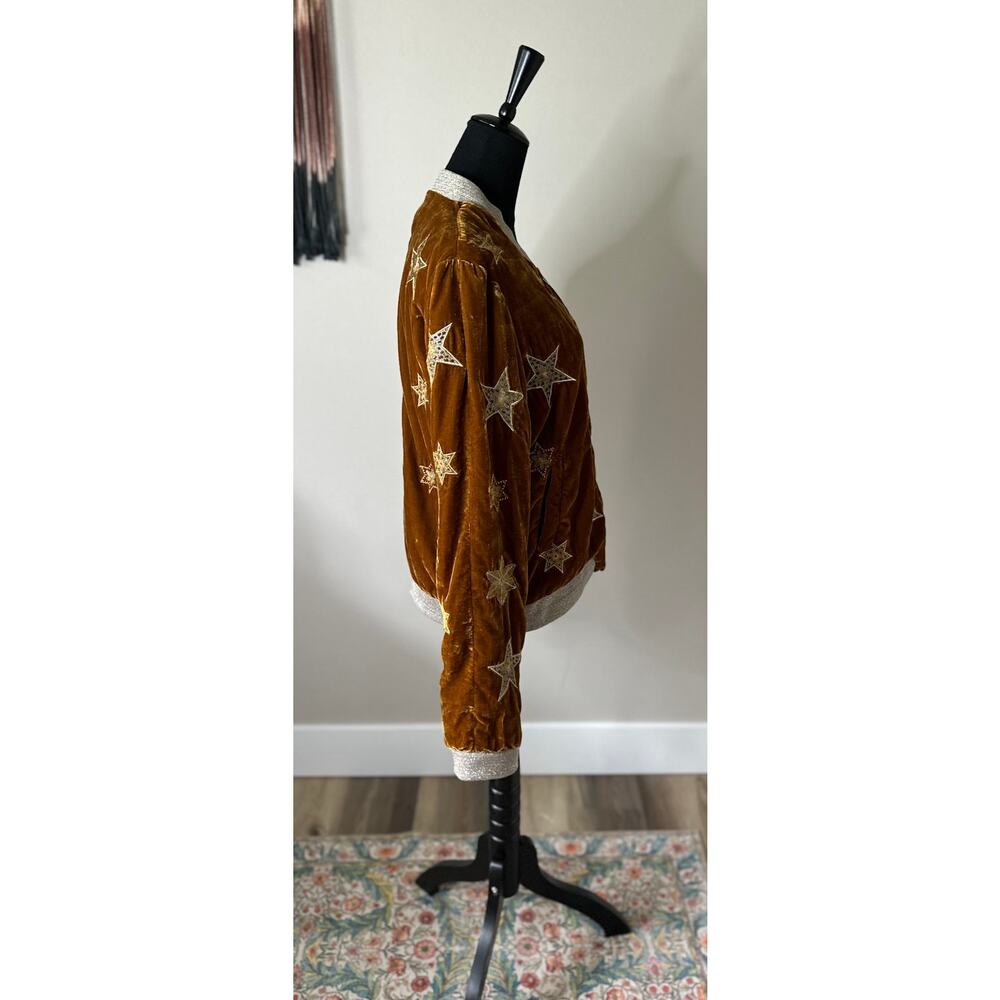 BAND OF GYPSIES Gold Velvet Star Bomber Jacket Size L - Picture 3 of 7